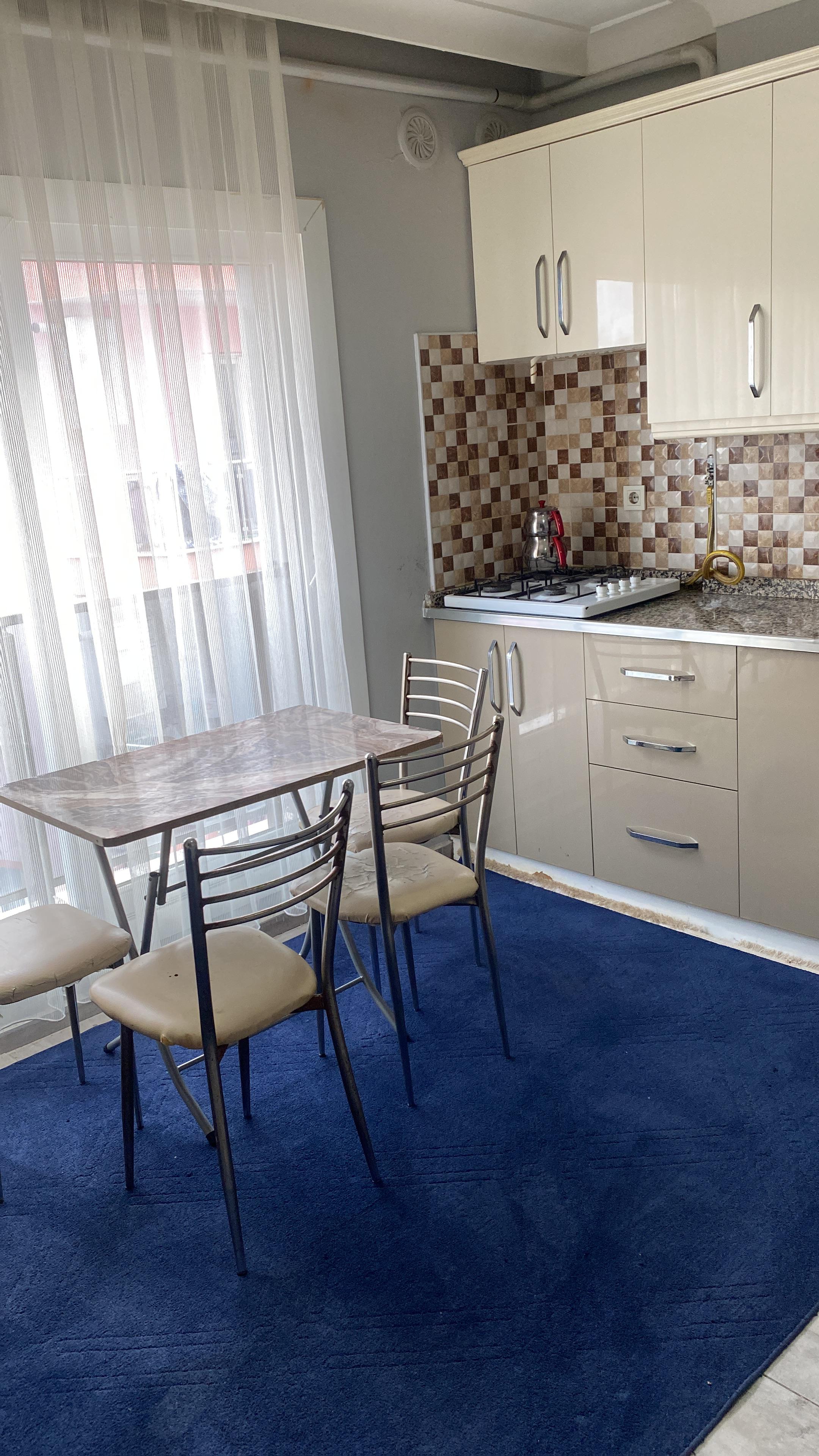 Çift Kişilik Apart